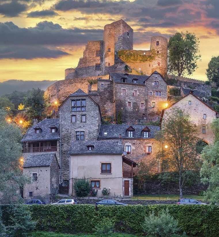 belcastel-f-calas-jourdenuit2